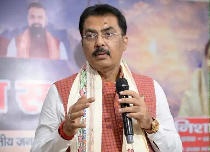 रक्षाबंधन पर बहनों को आत्मनिर्भरता का उपहार, समृद्ध बिहार के संकल्प को मिली नई गति : संजय सरावगी