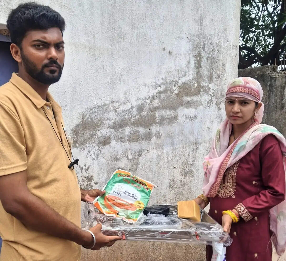 सीएम हेल्पलाइन 1076 से दो दिन में मिला उज्ज्वला गैस कनेक्शन, हिमाद्री निराला की शिकायत का हुआ त्वरित समाधान