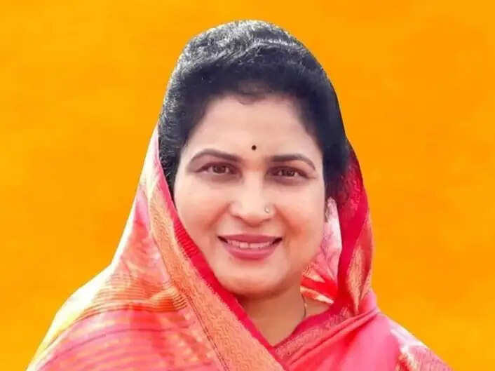 विद्यार्थियों का शैक्षणिक हित एवं सर्वांगीण विकास राज्य सरकार का सर्वोपरि संकल्प है : राज्यमंत्री गौर