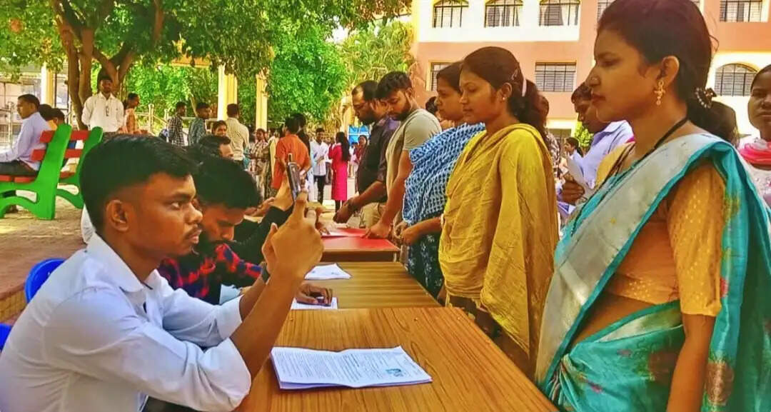राज्यभर में 434 केंद्रों पर झारखंड पात्रता परीक्षा संपन्न, सुरक्षा के थे कड़े इंतजाम