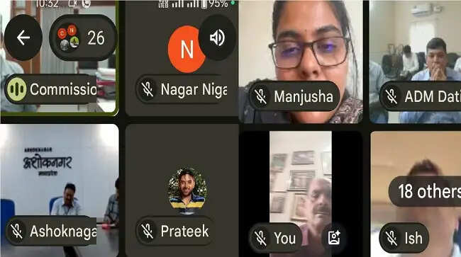 ग्वालियर संभाग के सभी जिलों में होलिका दहन में लकड़ी के स्थान पर कंडों का उपयोग होः कमिश्नर