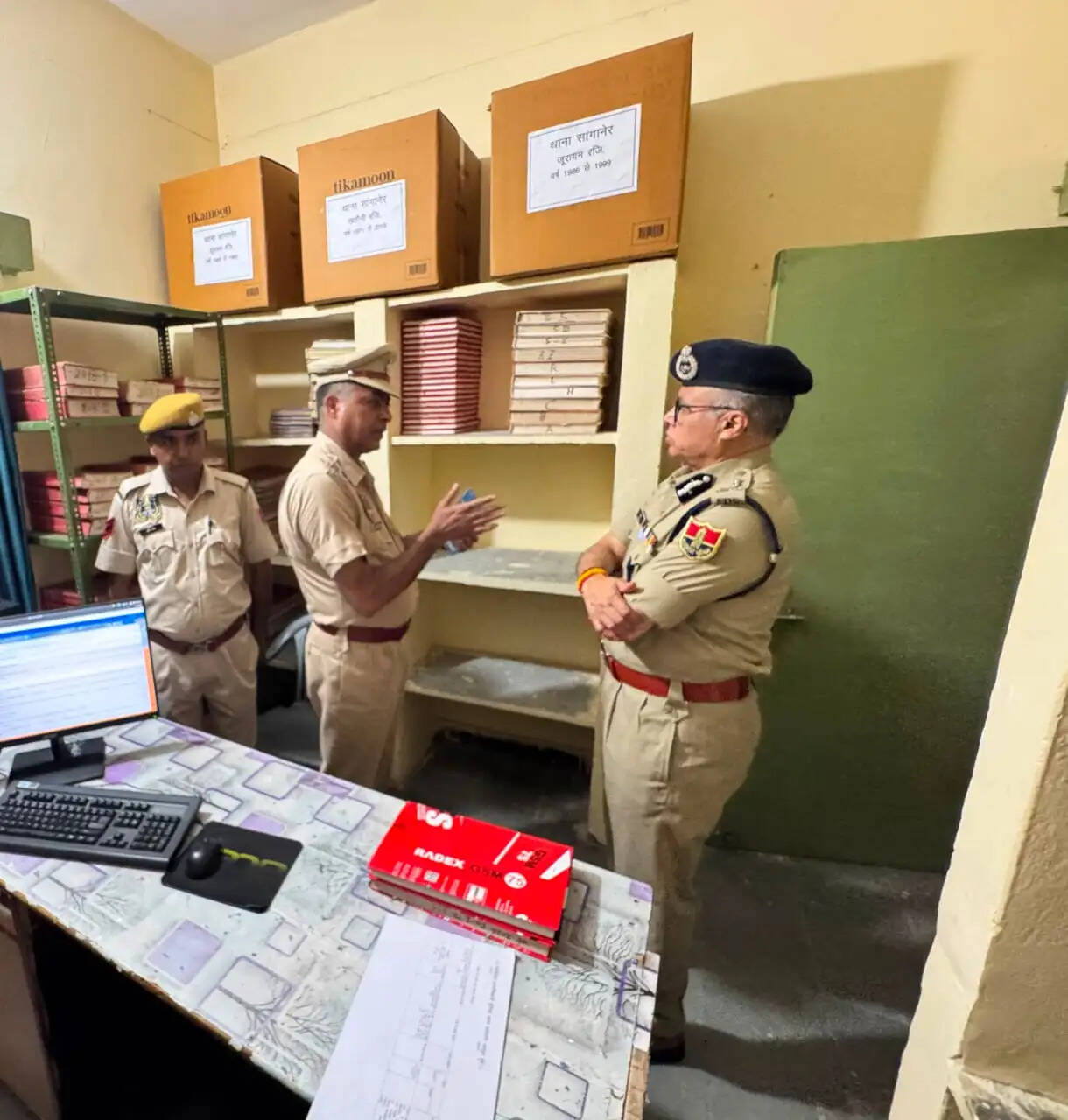 सांगानेर थाने पहुंचे डीजीपी: लंबित प्रकरणों के शीघ्र निस्तारण के दिए निर्देश