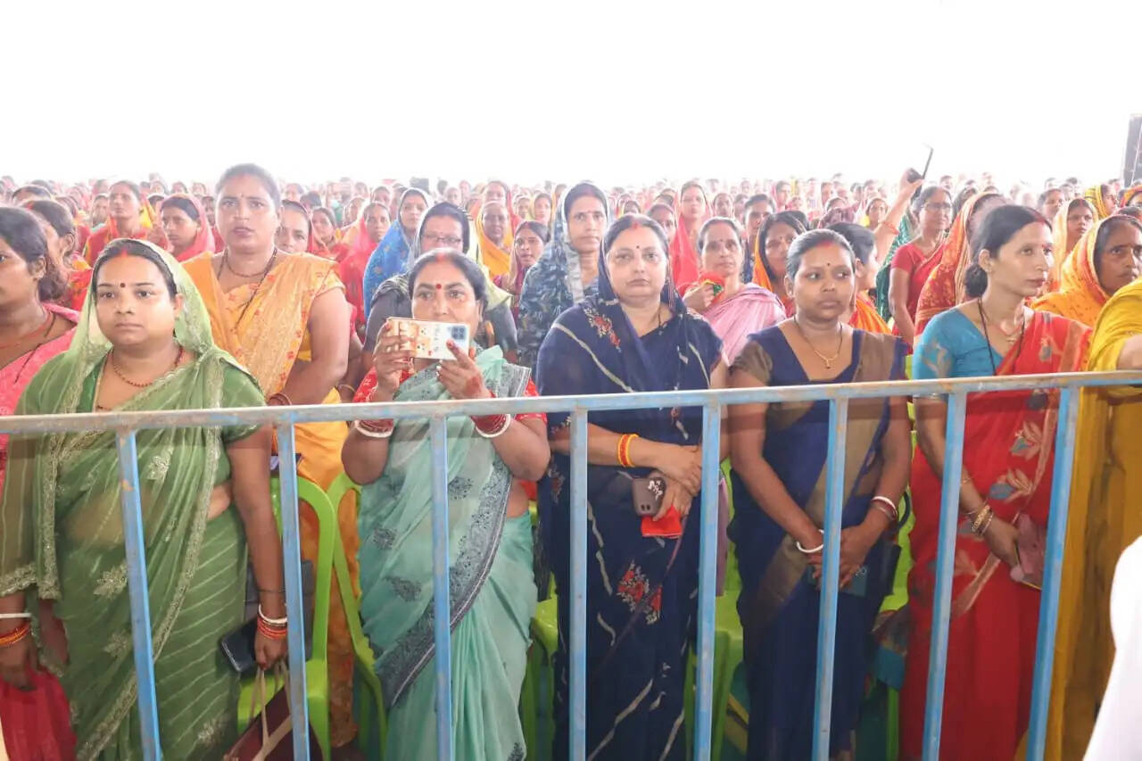 जनता को अपनी समस्याओं के समाधान के लिए कार्यालयों के चक्कर नहीं काटने पड़ेंगे : मुख्यमंत्री