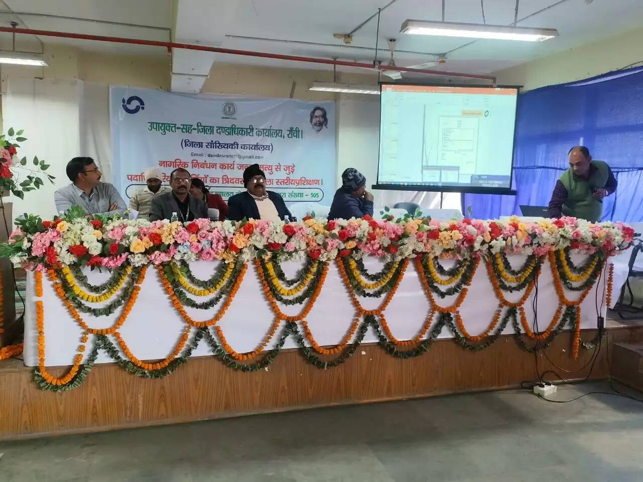 जन्म-मृत्यु प्रमाण पत्र 21 दिनों के अंदर कराएं उपलब्‍ध : उपायुक्‍त