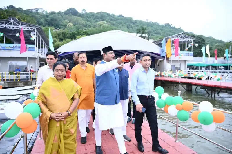 भोपाल में आज निकलेगी नौका तिरंगा यात्रा, देश में पहली बार तालाब के बीच बनेगा फ्लोटिंग तिरंगा