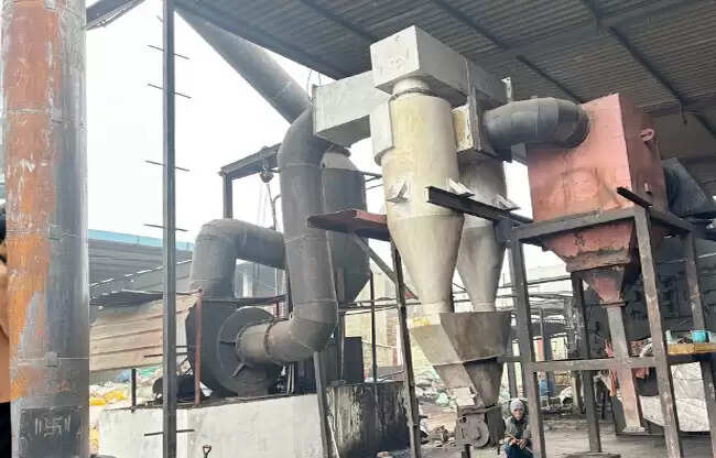 सोनीपत में एक्यूआई 450 पार, ग्रेप-4 लागू, गन्नौर गाेहाना, राई उद्योगों पर सख्त कार्रवाई