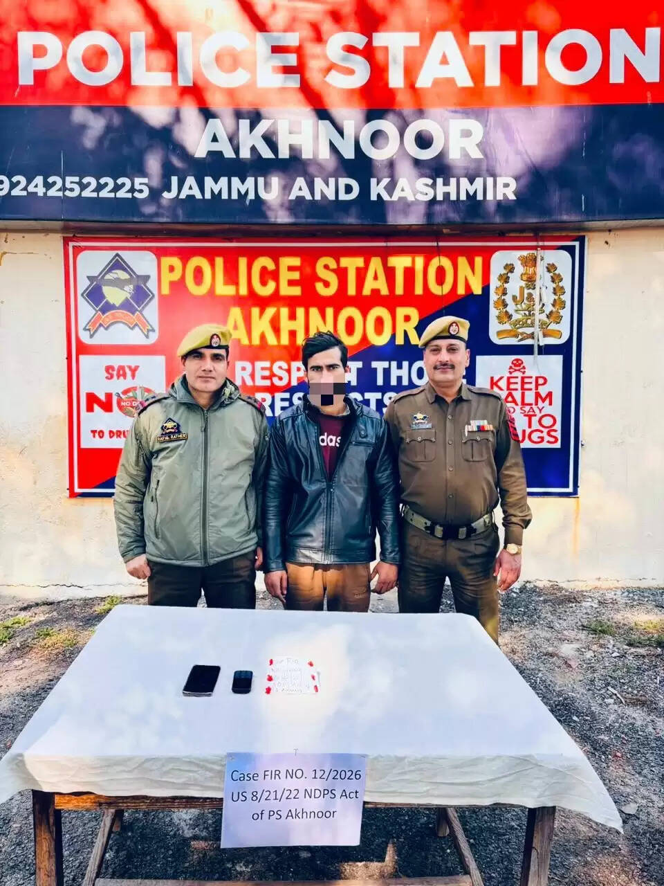 जम्मू पुलिस ने चिट्टा जैसे मादक पदार्थ बरामद कर अखनूर में एक कुख्यात ड्रग तस्कर को किया गिरफ्तार