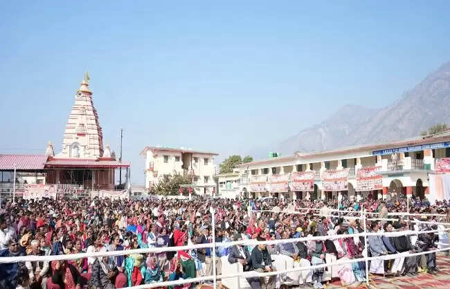 लोक संस्कृति और परंपराओं का संरक्षण ही उत्तराखंड की पहचान: मुख्यमंत्री धामी