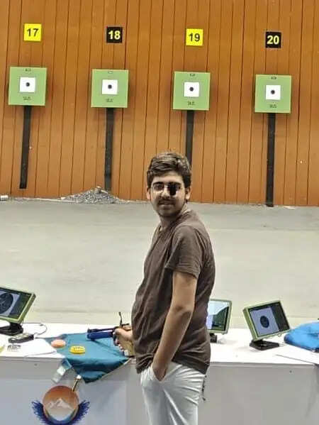 शार्प शूटिंग एकेडमी के निशानेबाज पृथ्वी सिंह तोमर ने बढ़ाया मुरादाबाद का मान