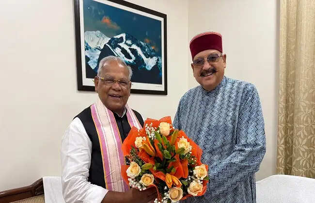 पर्यटन और विकास पर हुई चर्चा: सतपाल महाराज ने केंद्रीय मंत्री जीतन राम मांझी से की भेंट
