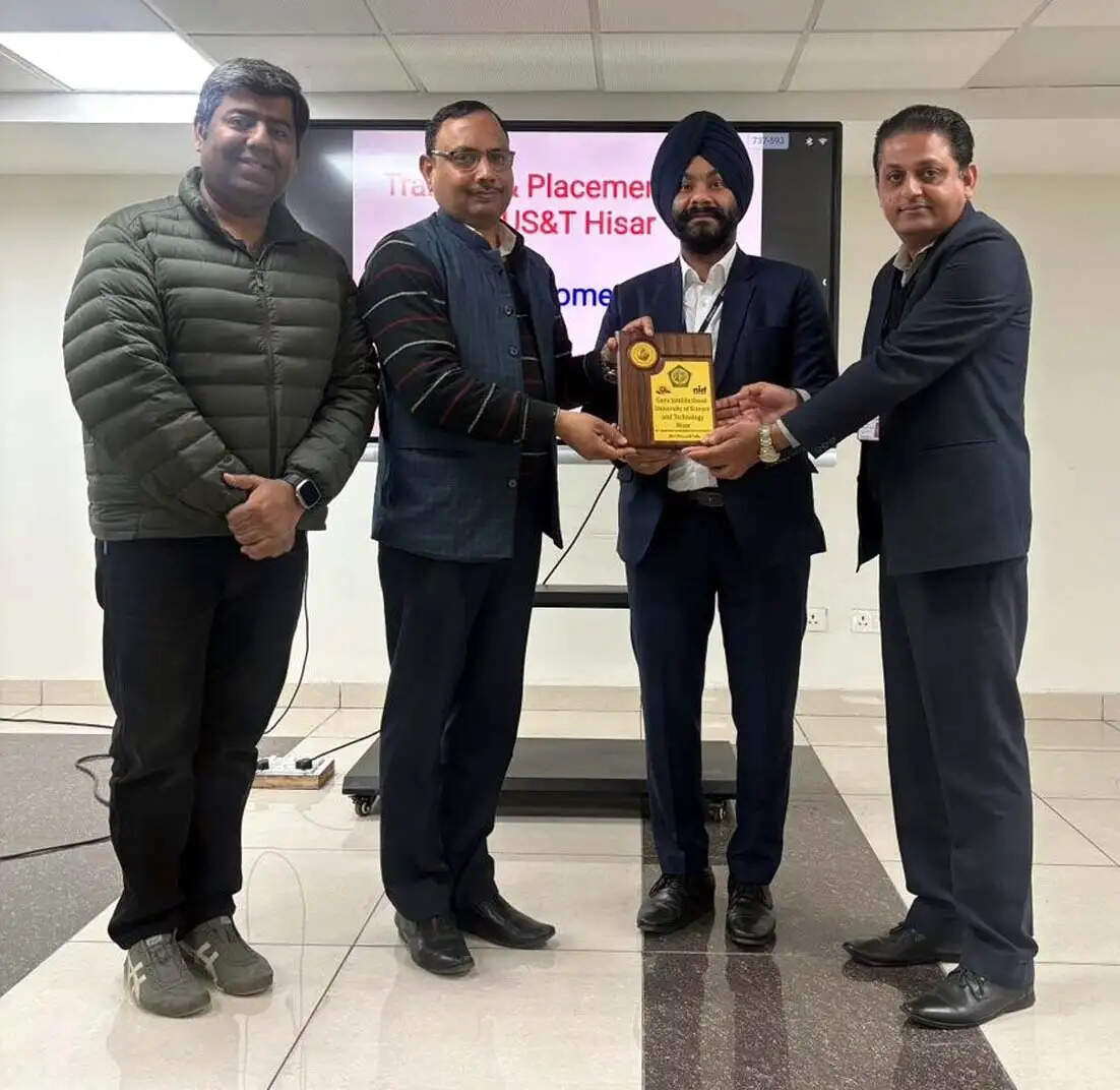 हिसार : गुरु जम्भेश्वर विश्वविद्यालय के 19 विद्यार्थियों को आईसीआईसीआई बैंक में मिला प्लेसमेंट