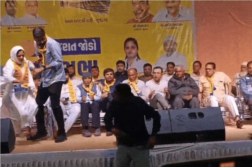 जामनगर में आप विधायक गोपाल इटालिया पर जूता फेंका गया, हमलावर हिरासत में