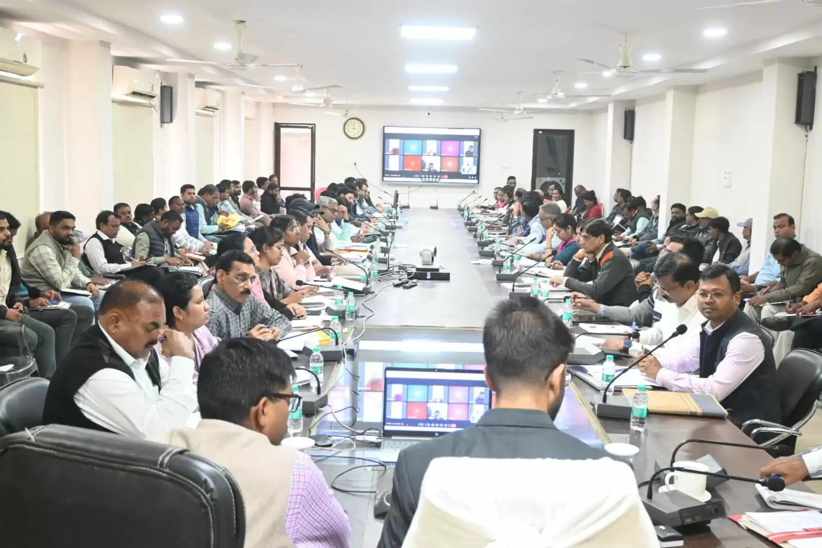 बलौदाबाजार : सुशासन सप्ताह -प्रशासन गांव की ओर अभियान 19 से 25 दिसंबर तक