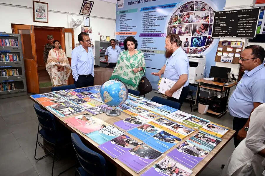 सैनिकों के पुनर्वास और कौशल विकास में क्रिस्प की भूमिका सराहनीय : सचिव