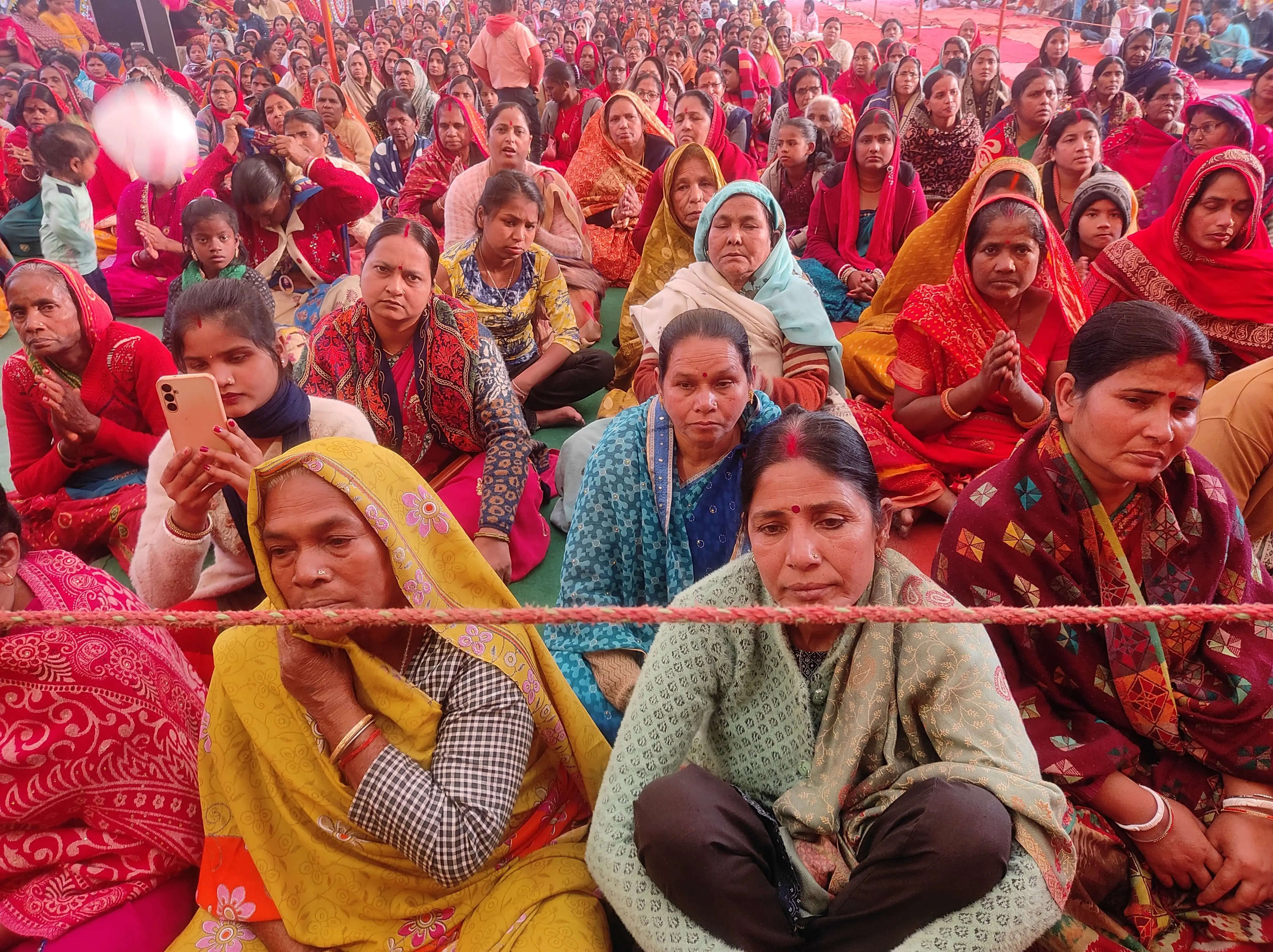 हर मोड़ पे है एक नई उलझन,प्रभु साथ न दे तो धूप तो क्या छांव में भी चलना मुश्किल:अमृता भारती