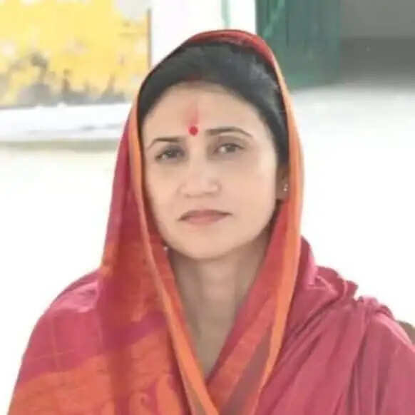 बलिया में पूर्व पीएम चन्द्रशेखर की जन्मशती पर लगेंगे तीन निशुल्क स्वास्थ्य शिविर
