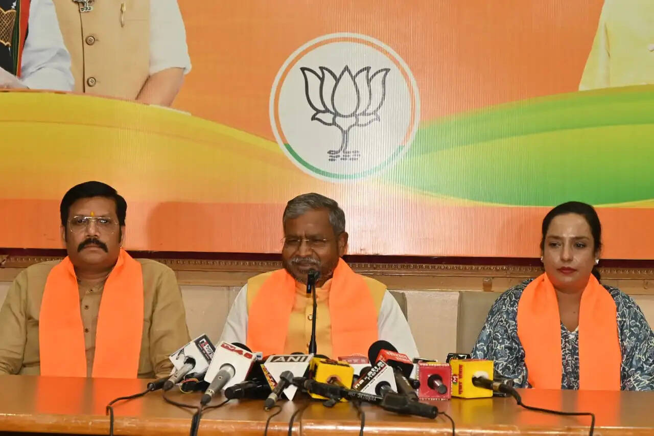 बाबूलाल मरांडी ने 'नारी शक्ति वंदन अधिनियम' पर चर्चा के लिए मुख्यमंत्री से समय नहीं मिलने पर जताई नाराजगी