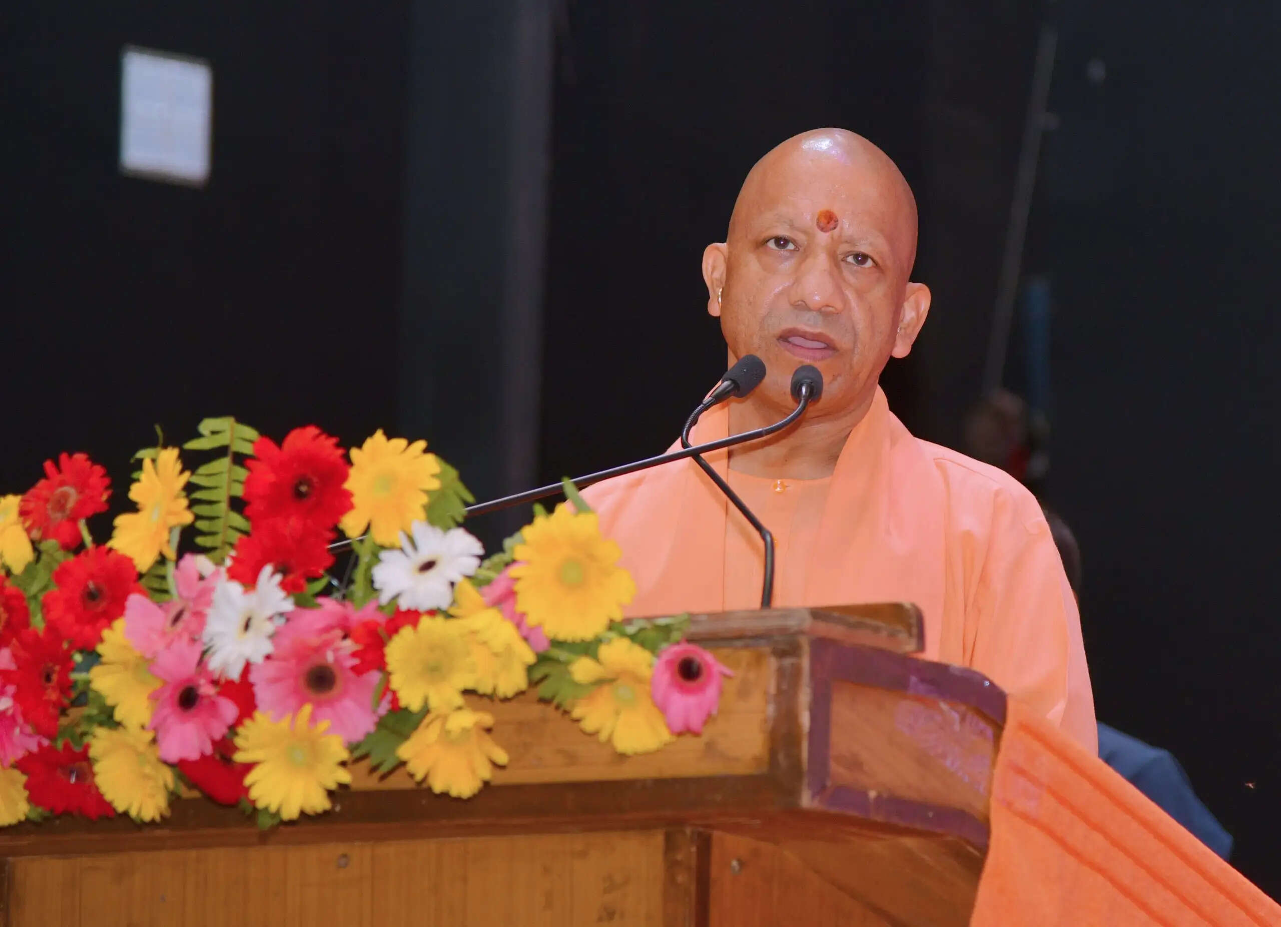 पंचर साइकिल नहीं कर पाएगी बुलेट ट्रेन की स्पीड वाली सरकार का मुकाबला : सीएम योगी