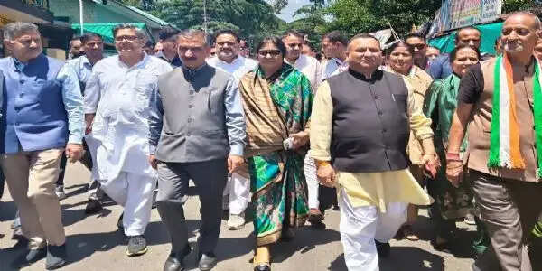 हिमाचल में शहरी निकाय चुनाव प्रचार का आज आखिरी दिन, कांग्रेस-भाजपा ने झोंकी ताकत
