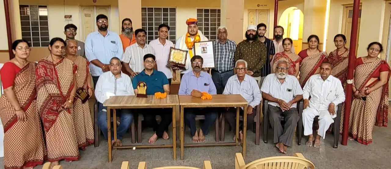 अंतरराष्ट्रीय वेटलिफ्टर केशव बिस्सा ‘रंगीला रत्न अवार्ड’ से हुए विभूषित