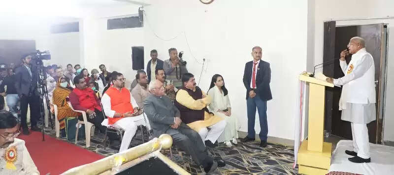 टी.बी. को हराने और देश को जिताने भरपूर जोश और शक्ति के साथ करना होगा कार्य : राज्यपाल पटेल