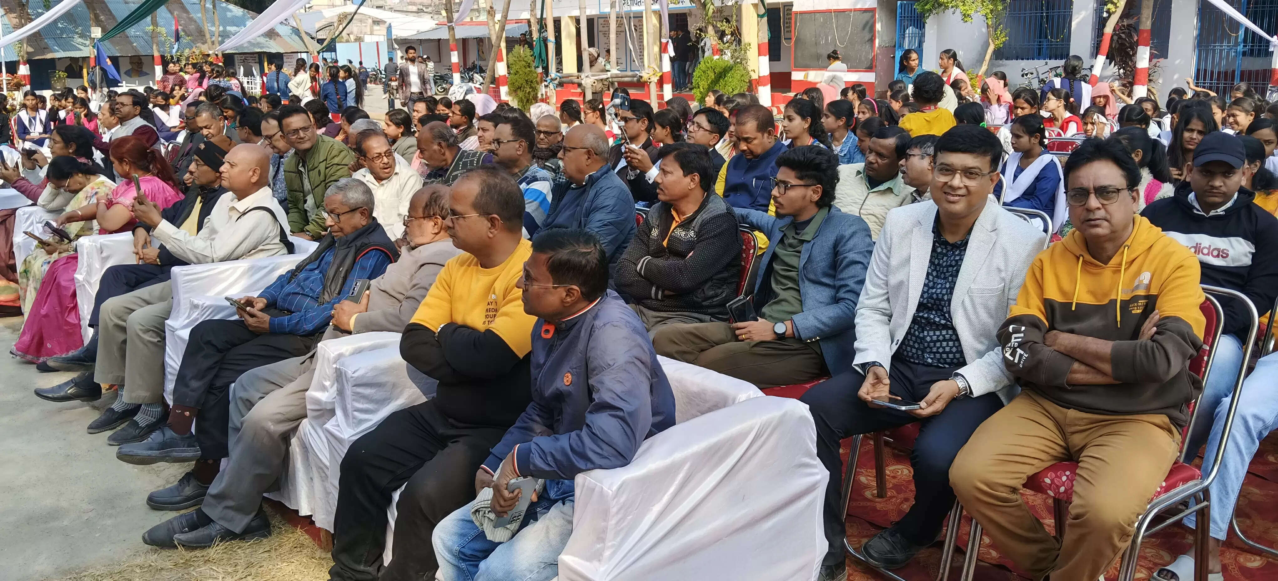 दो दिवसीय ली अकादमी शताब्दी गौरव महोत्सव का ध्वजारोहण के साथ हुआ आगाज