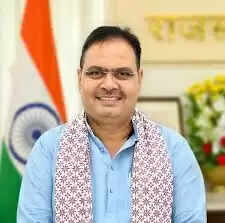 जगतपुरा में मुख्यमंत्री की सुरक्षा में फिर चूक, काफिले में घुसा युवक