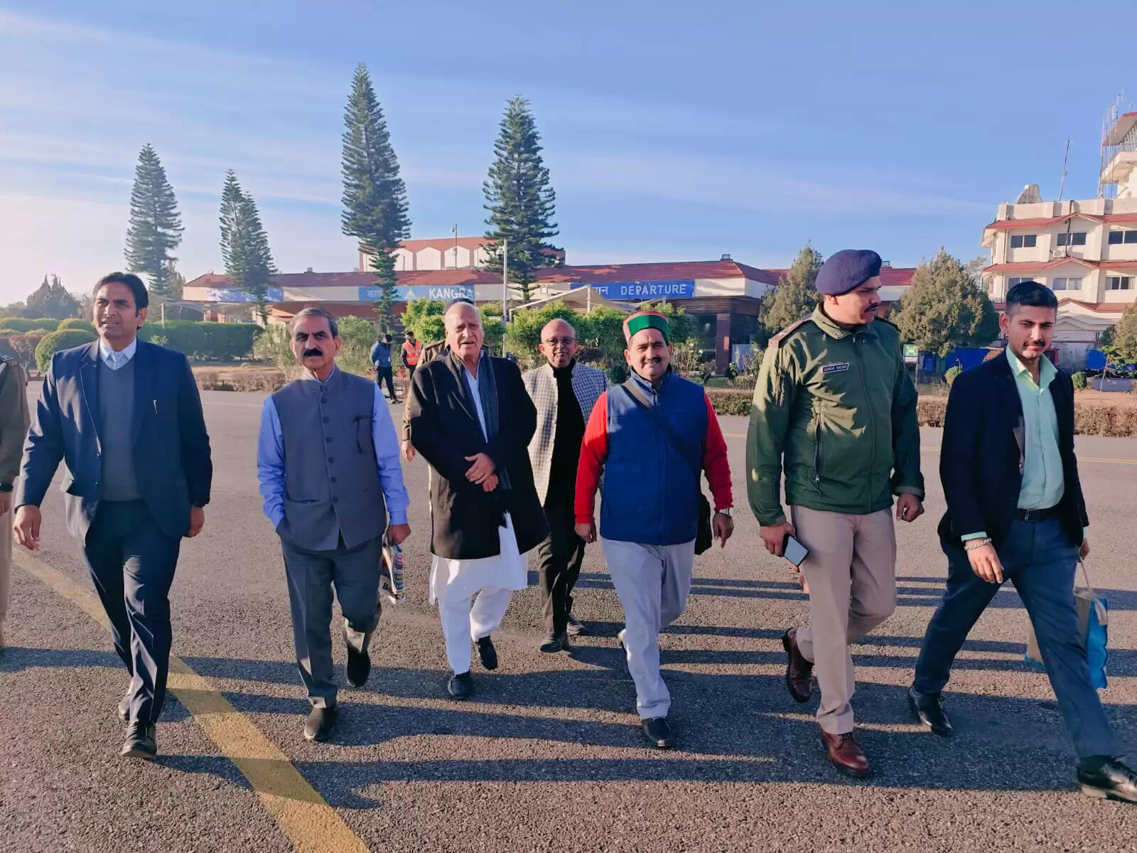 कांगड़ा के पर्यटन विकास को लेकर केवल सिंह पठानिया ने मुख्यमंत्री से की चर्चा