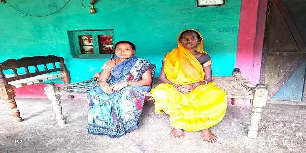 खाते में पहुंच रही राशि, महतारी वंदन योजना से सास-बहू को मिला आर्थिक संबल