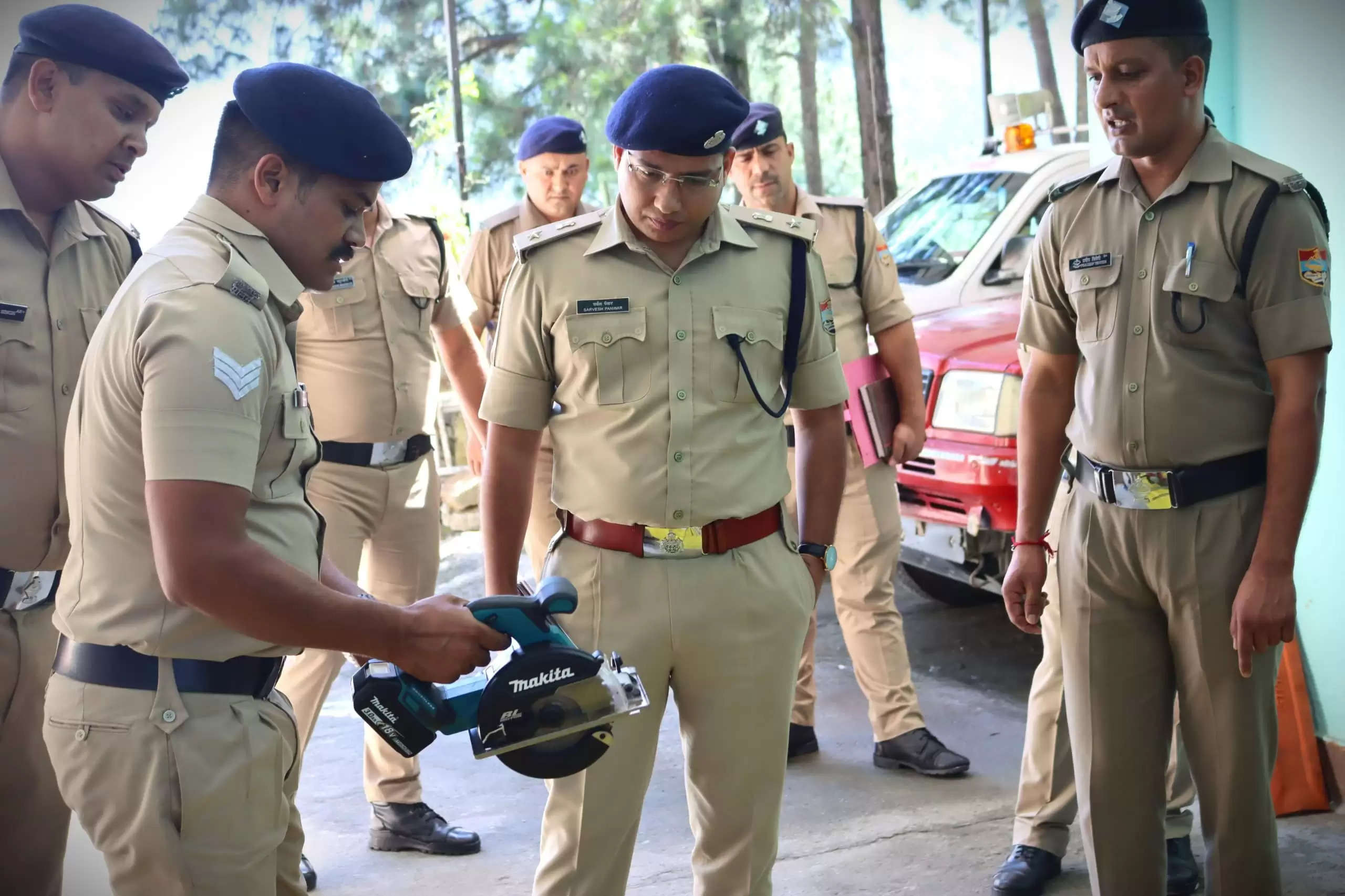 फायर सर्विस गोपेश्वर का औचक निरीक्षण: उपकरणों की कार्यक्षमता का हुआ मूल्यांकन