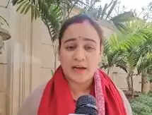 केजीएमयू में लव जिहाद का चल रहा सिंडीकेट : अपर्णा यादव