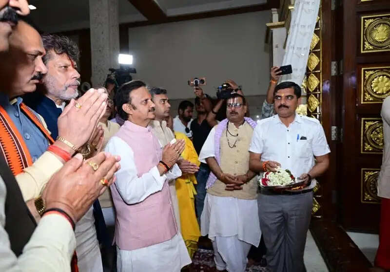 रीवा-रायपुर हवाई सेवा से बढ़ेगी विकास की रफ्तार : उप मुख्यमंत्री शुक्ल