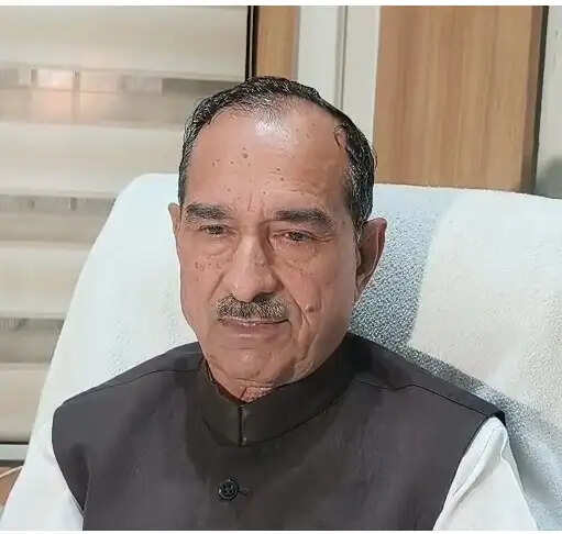 कांग्रेस में एकता सिर्फ फोटो फ्रेम तक,मन में भरे हैं मतभेद : मदन राठौड़