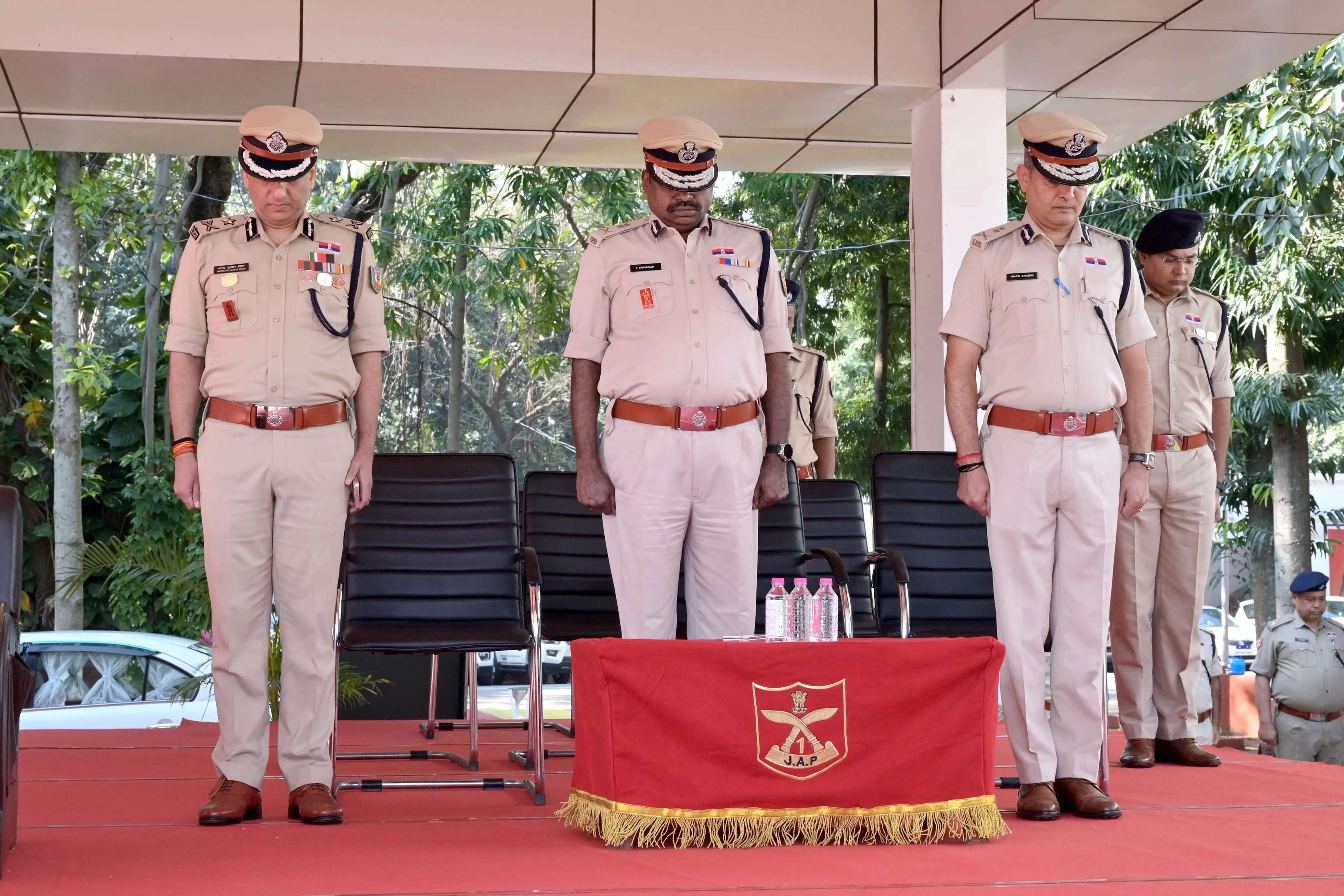 पुलिस संस्मरण दिवस पर झारखंड के तीन शहीद जवानों को श्रद्धांजलि
