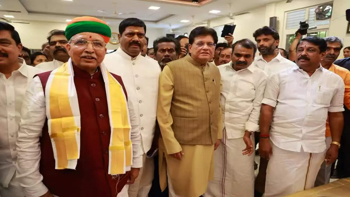 तमिलनाडु में एआईएडीएमके-भाजपा गठबंधन की हाेगी जीत: केंद्रीय मंत्री पीयूष गाेयल