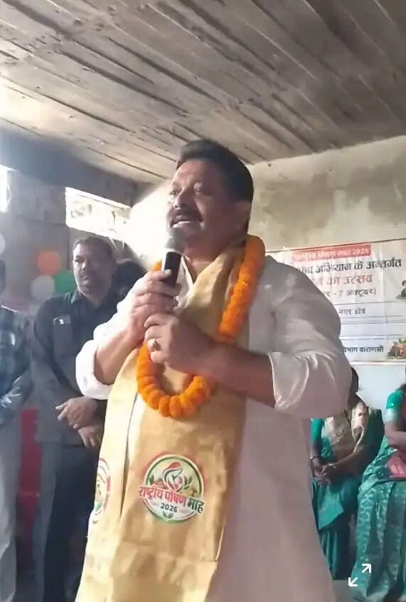 आंगन उत्सव कार्यक्रम का मंत्री रवीन्द्र जायसवाल ने किया शुभारंभ