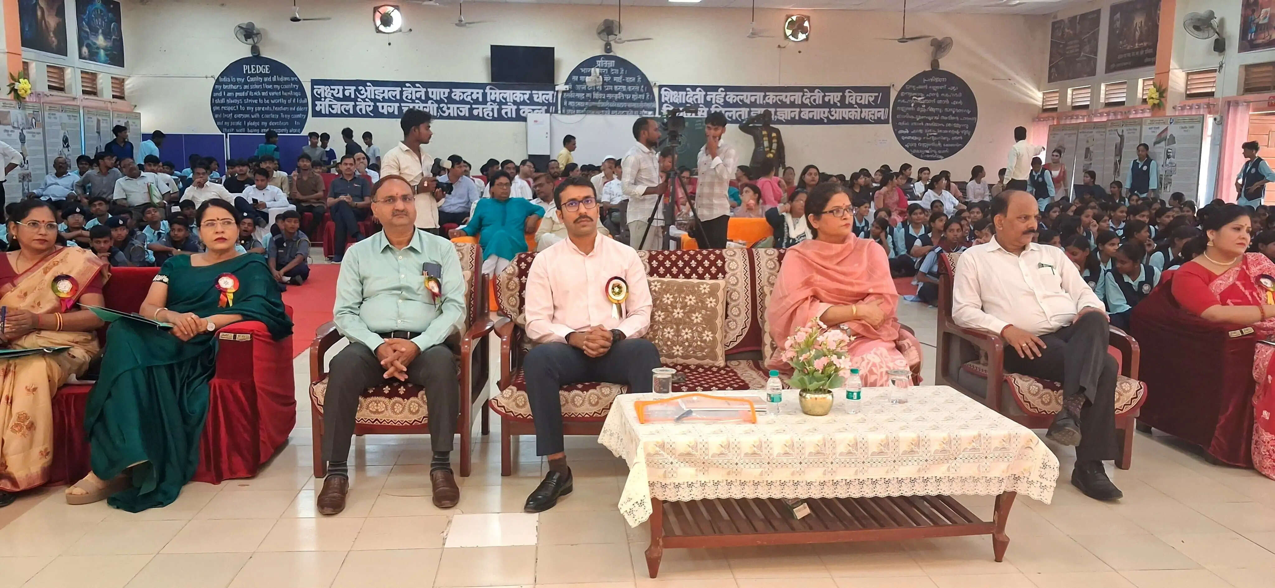 अमेठी : नवोदय विद्यालय में राज्य स्तरीय कला उत्सव का शुभारंभ, 84 विद्यालयों के 650 विद्यार्थी ले रहे हिस्सा