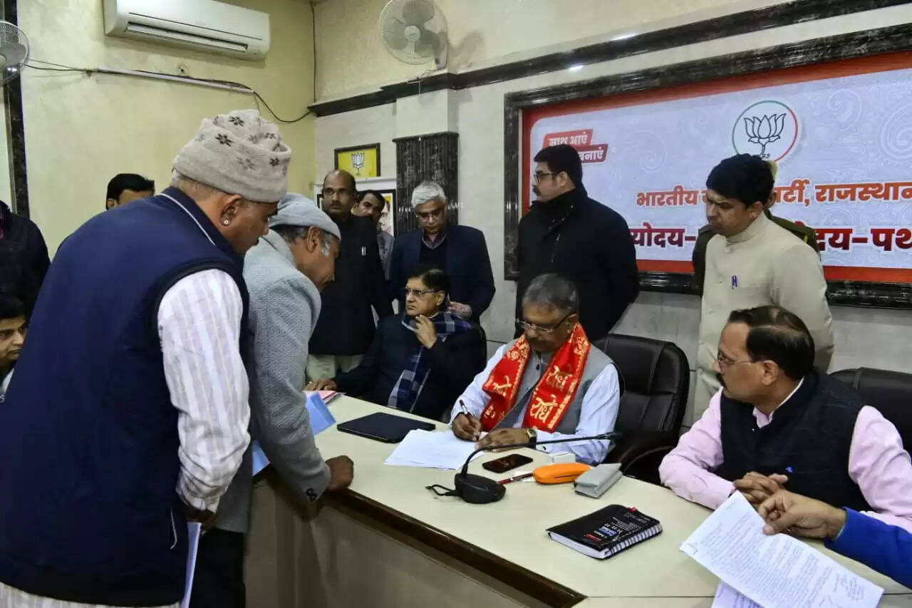 कार्यकर्ता सुनवाई में आने वाले परिवादों के निस्तारण के लिए की जा रही कार्रवाई: गजेंद्र सिंह खींवसर