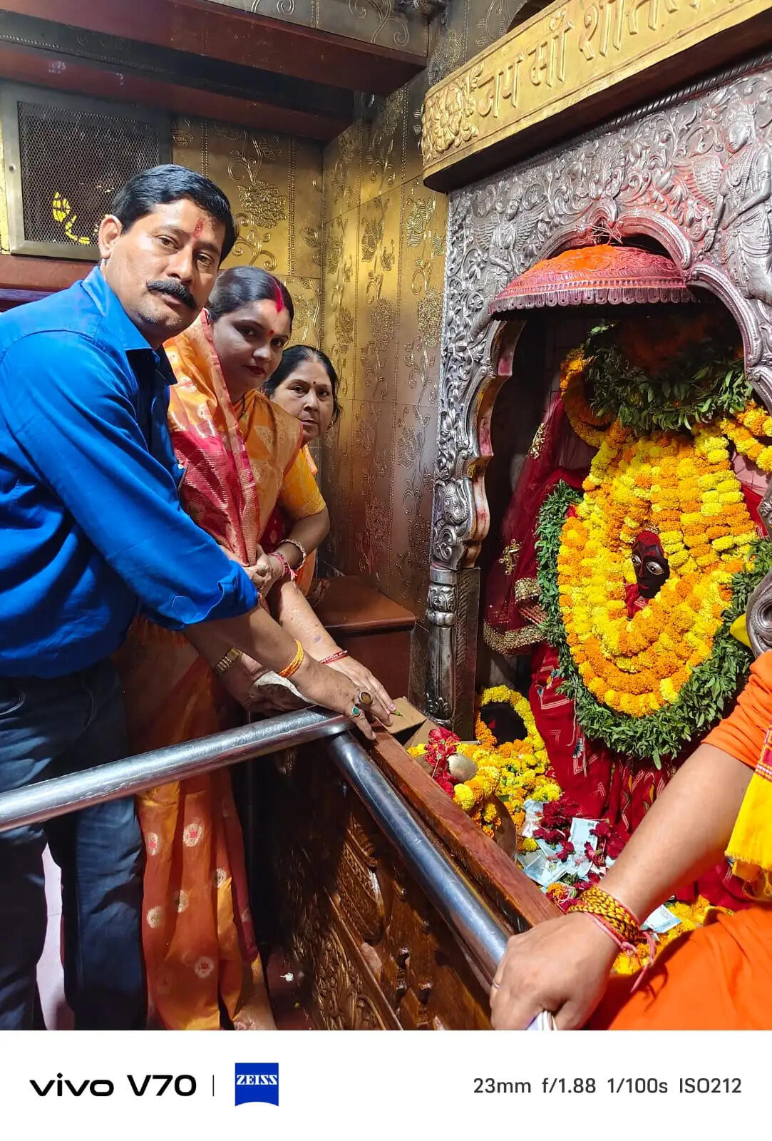 बुद्ध पूर्णिमा पर शीतला चौकियां धाम में उमड़ा आस्था का सैलाब, 50 हजार श्रद्धालुओं ने किए दर्शन
