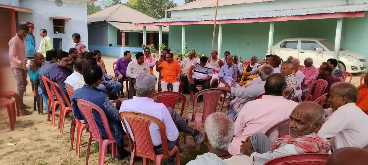 पूर्व विधायक को मातृ शोक,शोक संवेदना व्यक्त करने वालों का लगा तांता