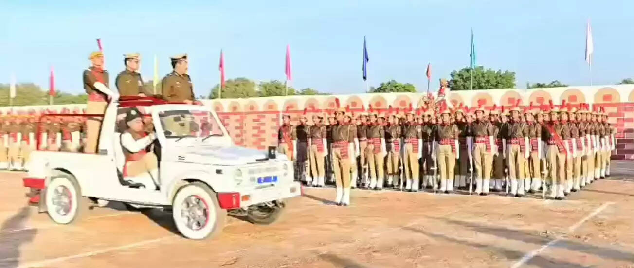 पुलिस सेवा राष्ट्र के लिए समर्पण का सर्वोच्च उदाहरण : आईजी