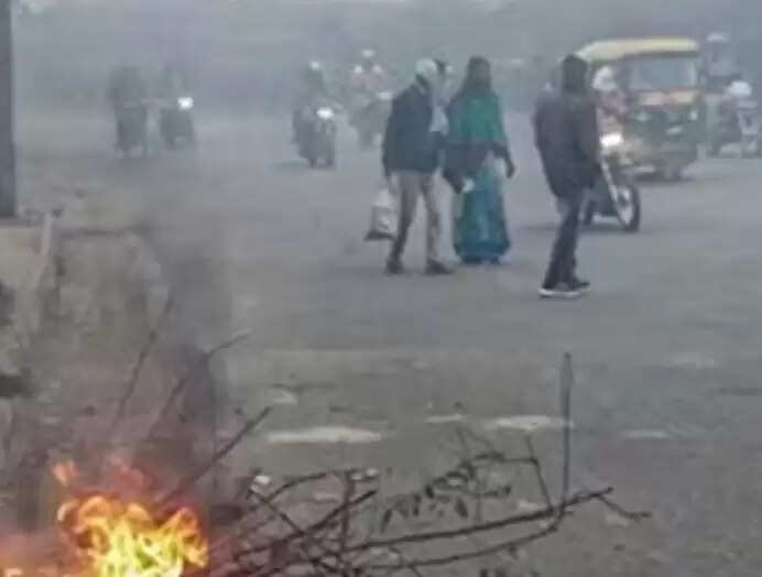 कटिहार में ठंड के कारण 8वीं तक के सभी स्कूल 03 जनवरी तक बंद