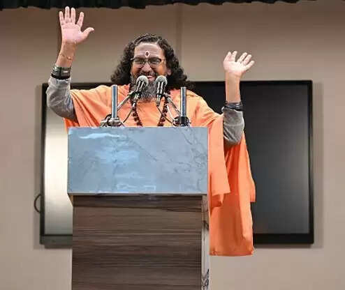 महर्षि पतंजलि विद्यालय में स्वामी अभेदानंद ने बताए शिक्षण के दिव्य सूत्र