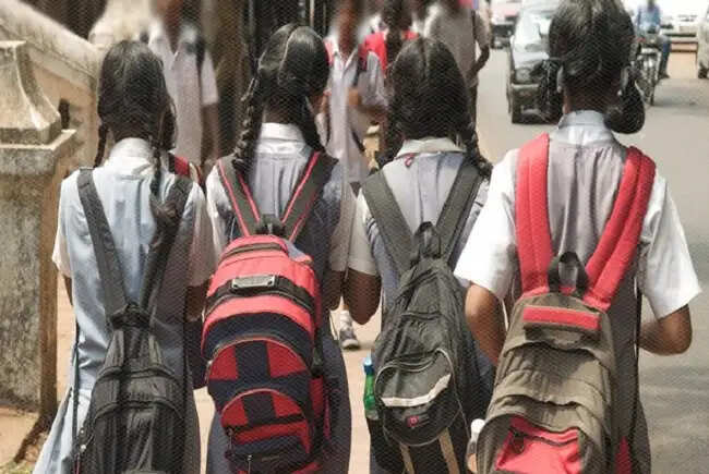 सीहोरः शिक्षा विभाग संबंधी लंबित कार्यों को शीघ्रता से पूर्ण करने के लिए आज से निरंतर लगेंगे कैंप