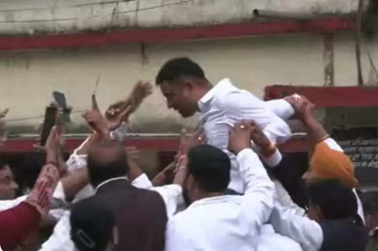 शराब घोटाला में गिरफ्तार पूर्व सीएम भूपेश बघेल के बेटे चैतन्य 168 दिन बाद जेल से र‍िहा