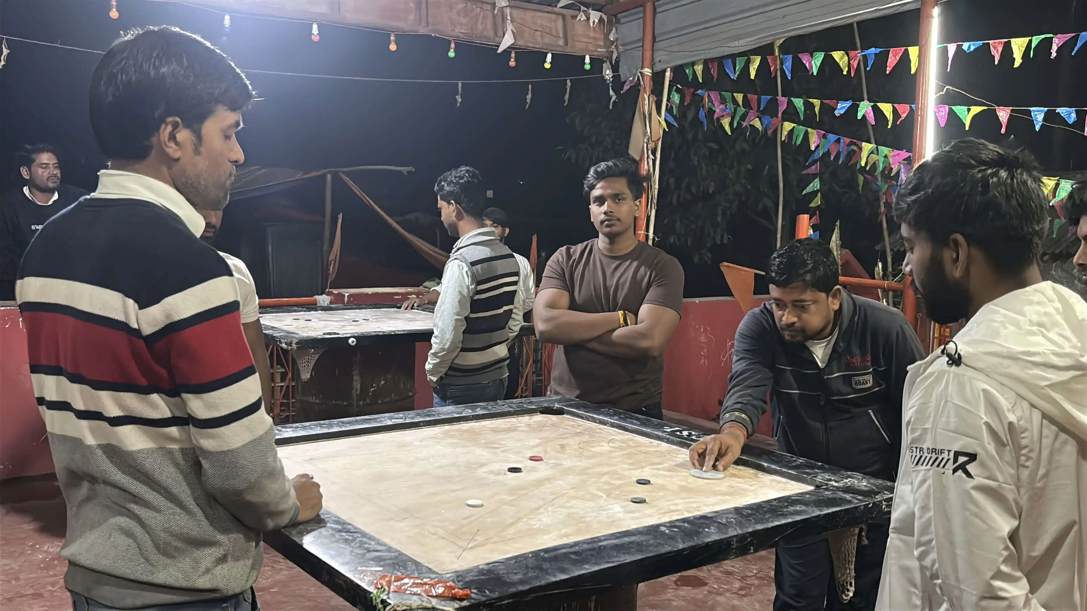 कैरम टूर्नामेंट में छोटू गुप्ता और डब्लू भगत फाइनल में