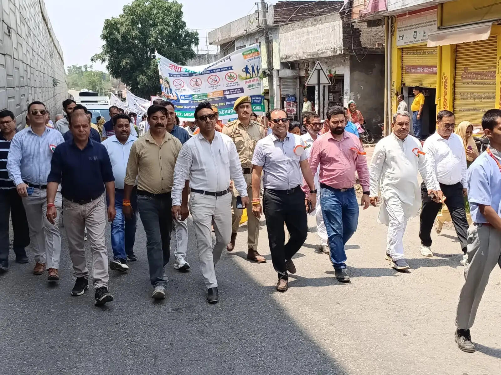दयालाचक में नशा मुक्त अभियान के तहत जागरूकता रैली, समाज ने लिया नशा छोड़ने का संकल्प