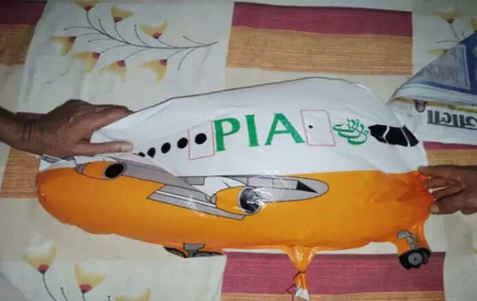 उत्तरी कश्मीर में नियंत्रण रेखा के निकट ‘पाकिस्तानी झंडा’ लगे दस गुब्बारे बरामद