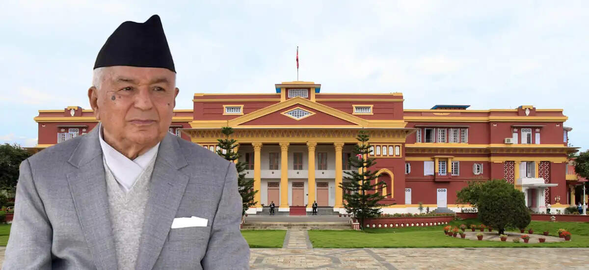 निर्वाचन आयोग ने राष्ट्रपति को सौंपे चुनाव परिणाम, नेपाल में सरकार गठन की औपचारिक प्रक्रिया शुरू