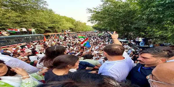 कथित वोट चोरी के मुद्दे पर इंडी गठबंधन का सुप्रीम कोर्ट तक मार्च